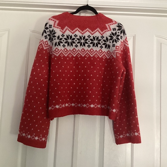 No Boundaries Women Sweater, Size XXL(20), Color Red, White, Black - Picture 2 of 2